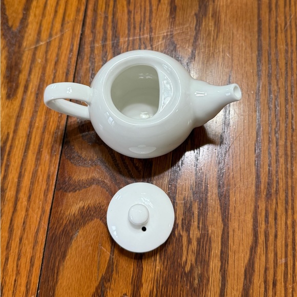Tiny White Ceramic Teapot - Picture 3 of 7